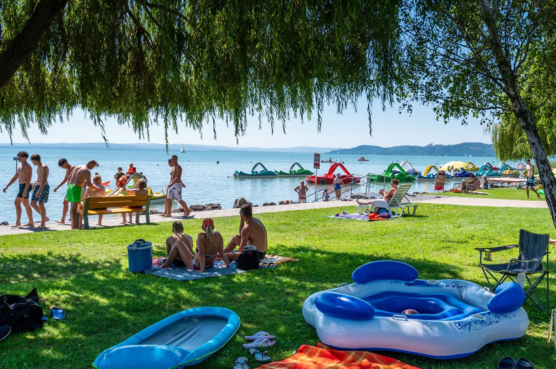 A Balaton legjobb strandja 2026-ban: a Balatonfüredi Kisfaludy Strand