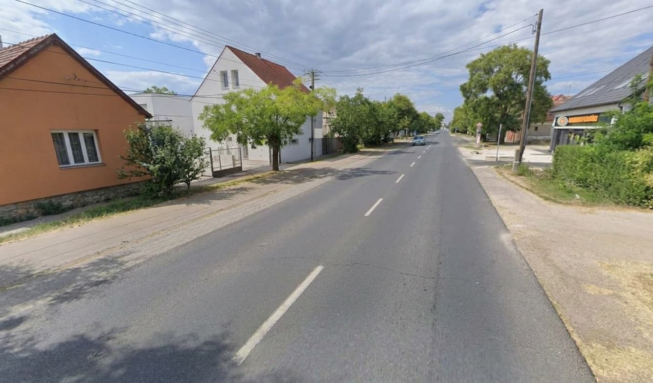 Félpályán haladhatsz csütörtökön és pénteken a Szárcsa utcában