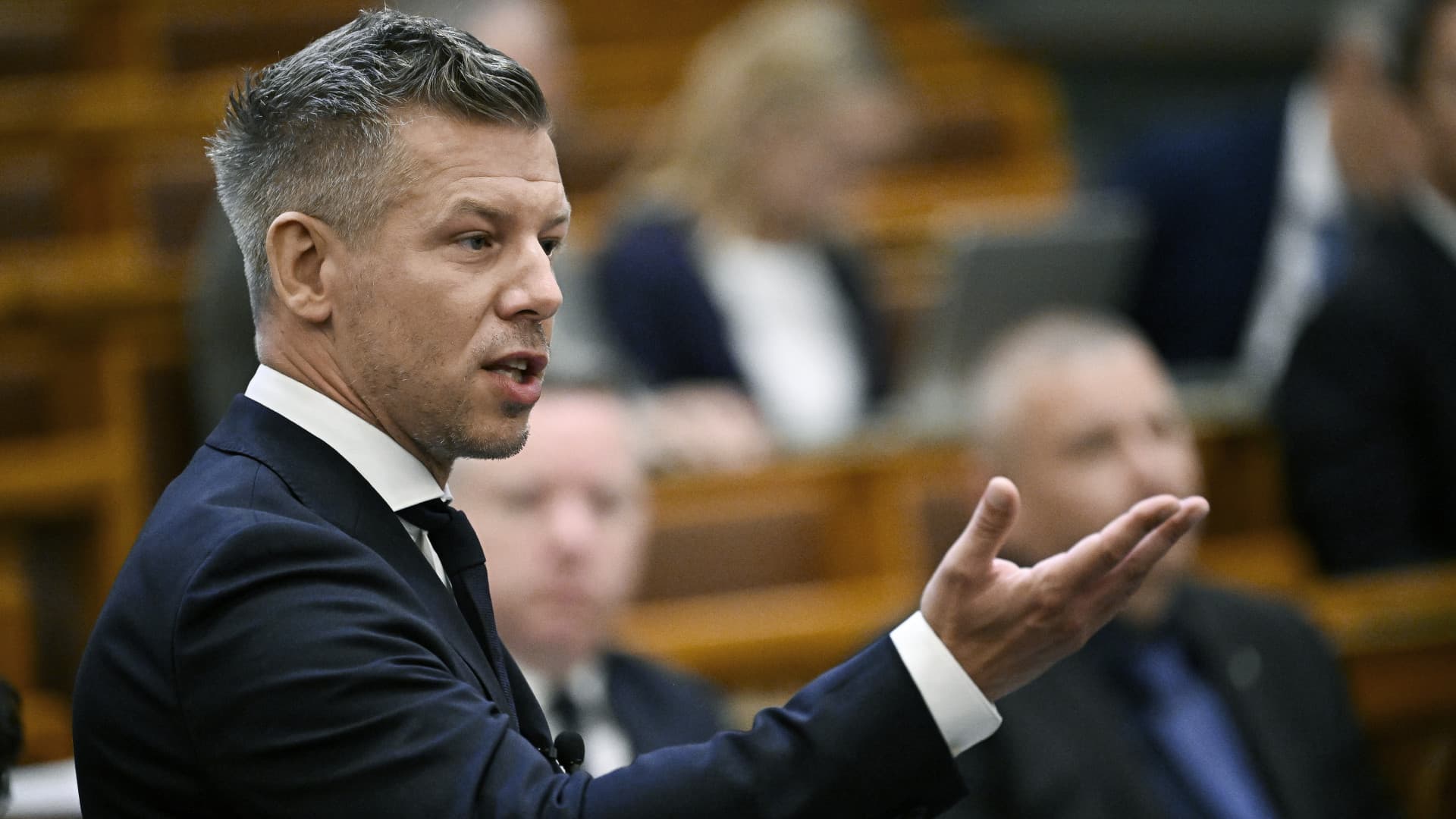Adóreform: célkeresztben a magánalapítványok és a jachtok