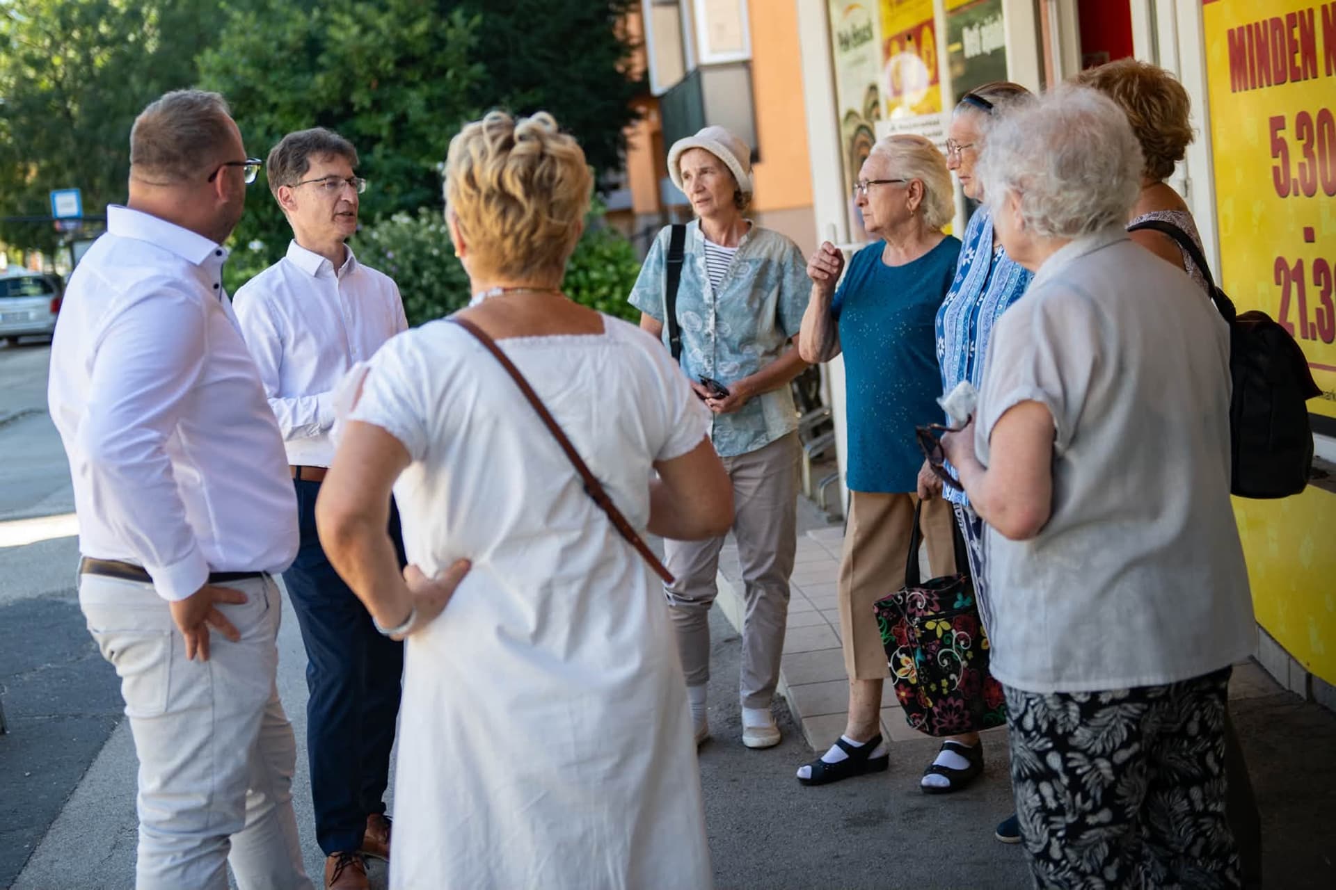 Útfelújításról és a hajléktalanhelyzetről egyeztettek az utcafórumon